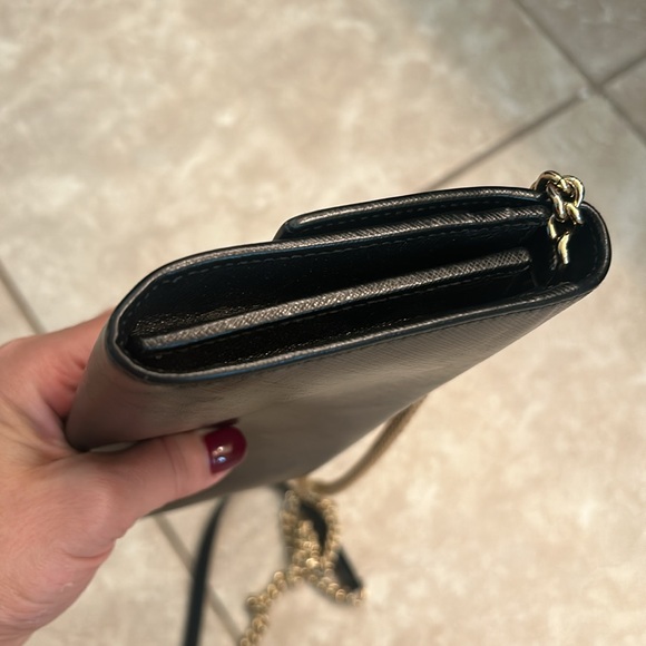 100% Authentic Made in Italy Salvatore Ferragamo Wallet on a Chain - Picture 10 of 14